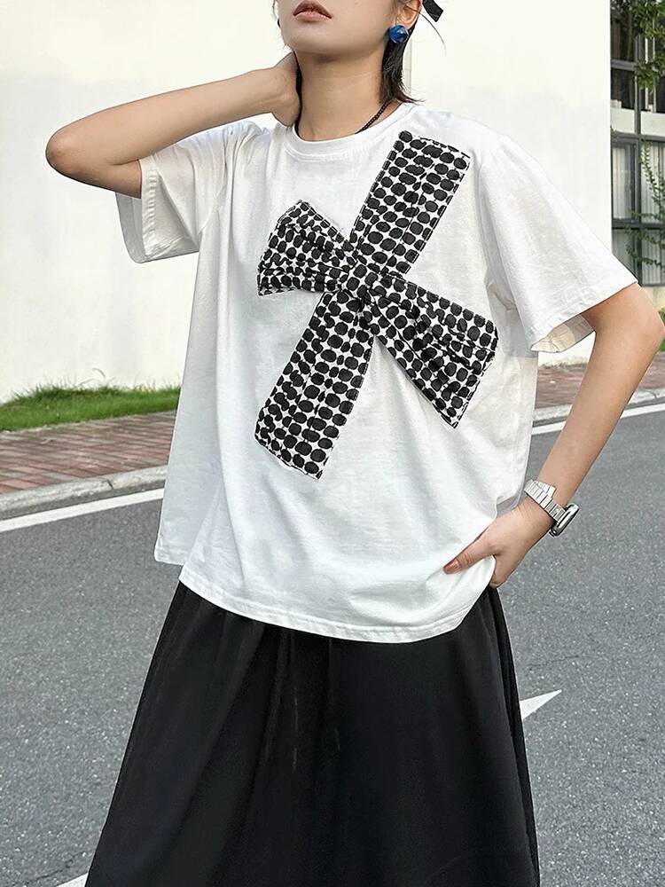 Vintage Fashion Build - Dot Damen Weißes Bedrucktes 3D-Schleifen-T-Shirt in