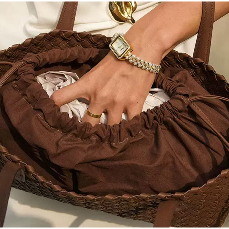 Hohl gewebte Umhängetasche, Da – Vintage Fashion Market Bewertung und Preis