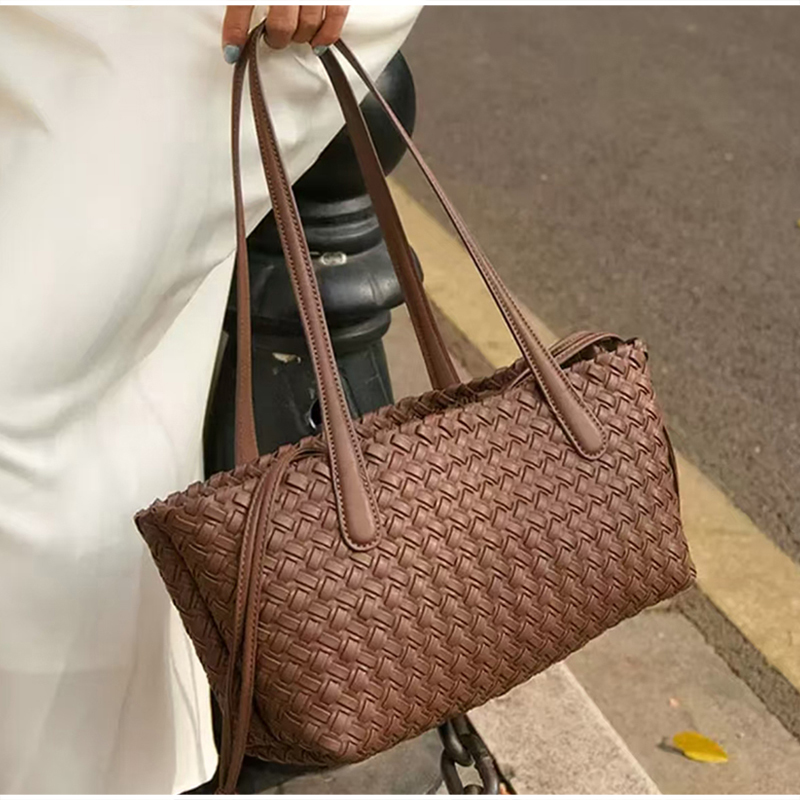 Hohl gewebte Umhängetasche, Da – Vintage Fashion Market Bewertung und Preis